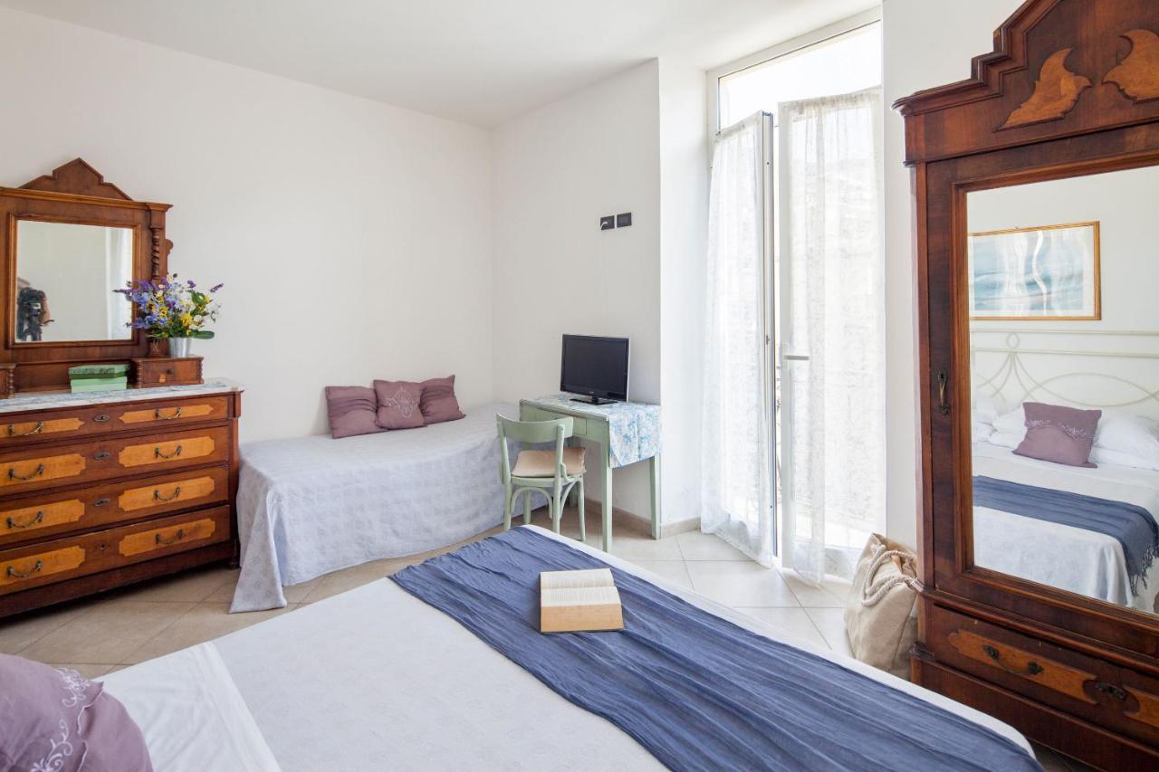 Mimosa Hotel