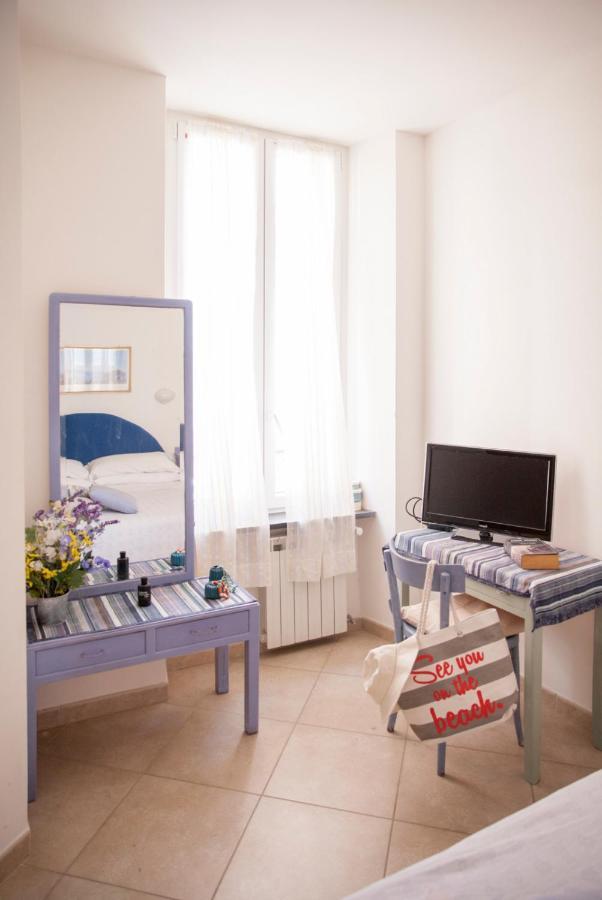 Mimosa Hotel 2*